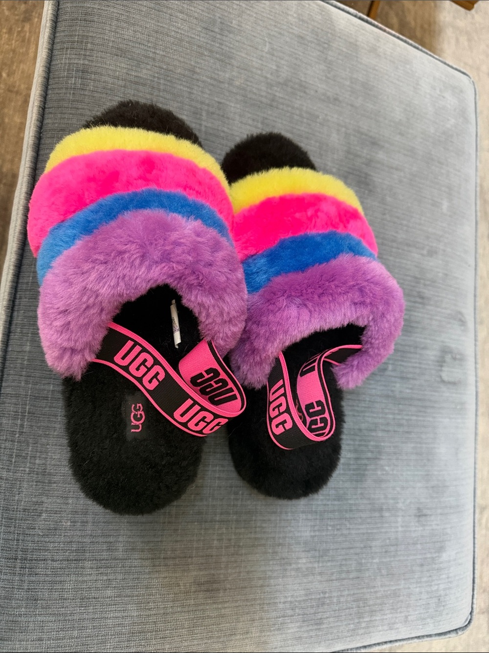 UGG women Rainbow Fluff Slide Sandals - Pink/Yellow/Blue/Purple